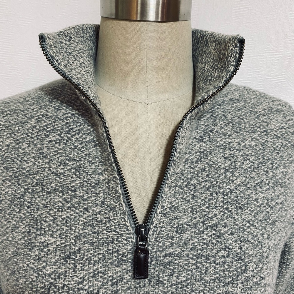 Club Monaco XS pure merino wool heather grey sweater. - Picture 2 of 8